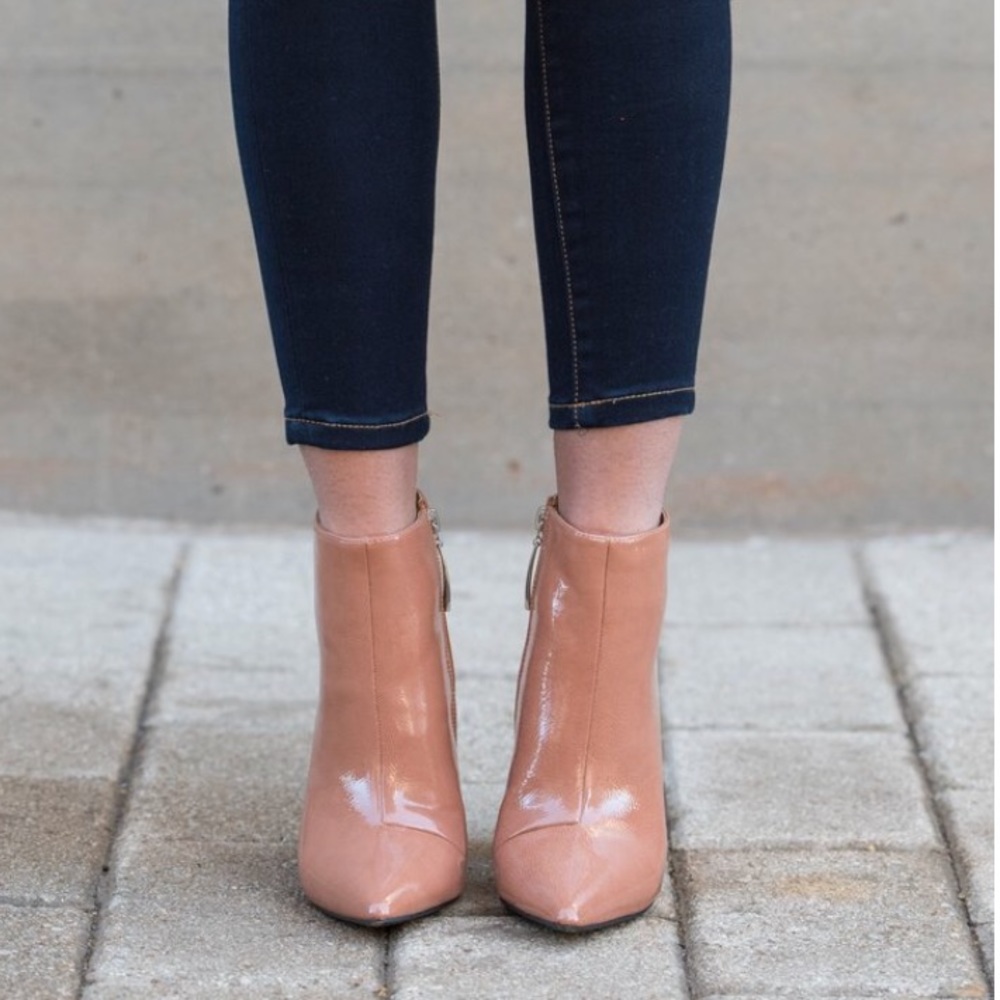 Blush Textured Pointy Toe Block Heel Ankle Boot - Picture 5 of 8